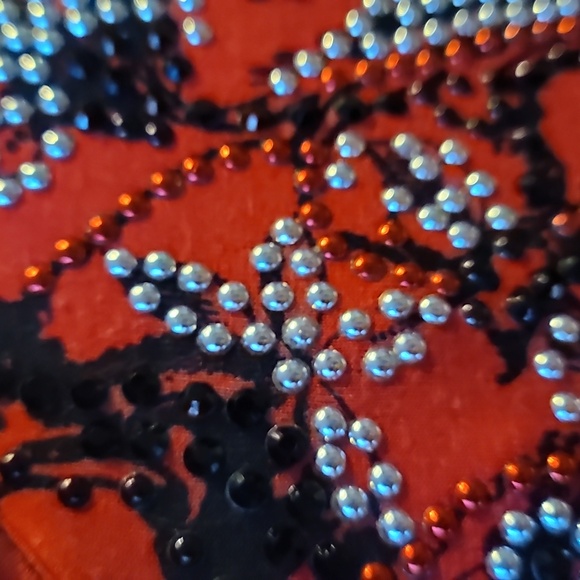 V Christina Red and Black Patterned Embellished Blouse - Picture 3 of 5